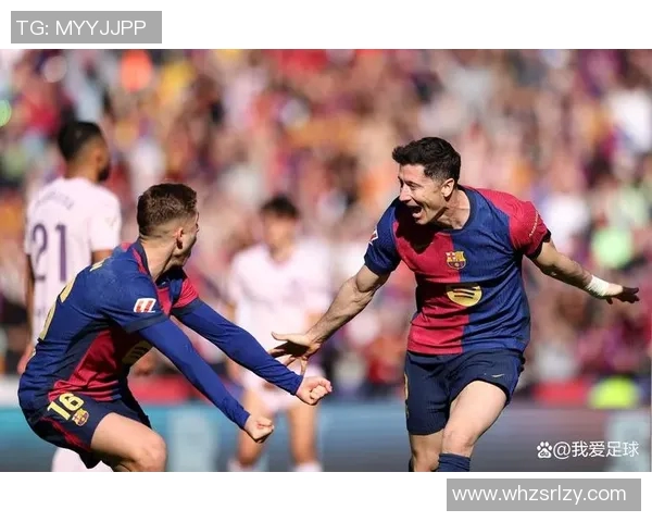 全球顶级足球明星最新排名榜单及精彩瞬间回顾 全球顶级足球明星最新排名榜单及精彩瞬间回顾